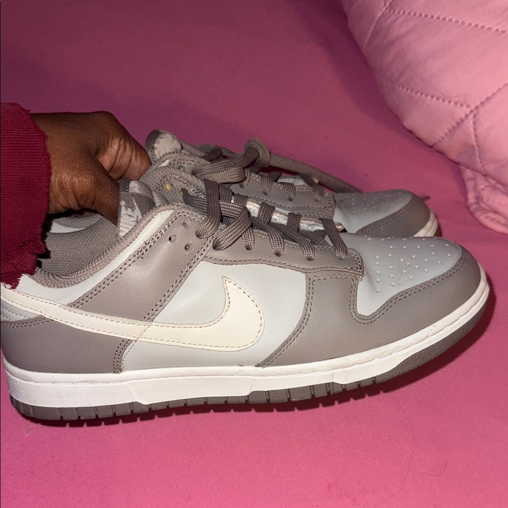 Wmns Dunk Low 'Moon Fossil' – Size US 9 W (US 7.5 M)